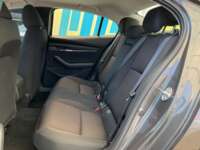 Mazda 3 2019 4p Sedán i L4/2.5 Skyactiv-Drive 2019 Mazda 3 Venta Interiores 25
