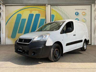 Peugeot Partner 2019 5p L4/1.6/T Diesel Man      