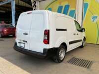 Peugeot Partner 2019 5p L4/1.6/T Diesel Man       2019 Peugeot Partner Venta Exteriores 5