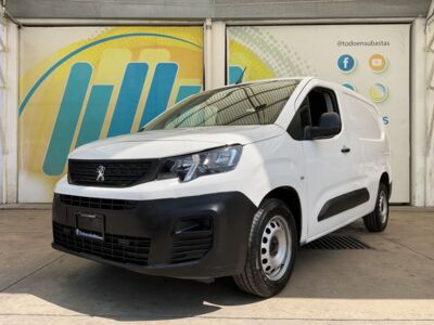Peugeot Partner 2022 5p L4/1.6/T Diesel/Man Maxi