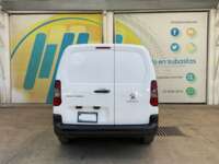 Peugeot Partner 2022 5p L4/1.6/T Diesel/Man Maxi 2022 Peugeot Partner Venta Exteriores 6