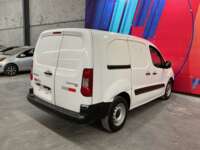 Peugeot Partner 2019 5p L4/1.6/T Diesel Man       2019 Peugeot Partner Venta Exteriores 7