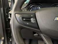 Chevrolet Onix 2021 4p LS L3/1.0/T Aut 2021 Chevrolet Onix Venta Interiores 5