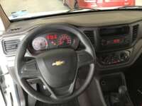 Chevrolet Tornado 2022 5p Van LS L4/1.5 Man 2022 Chevrolet Tornado Venta Interiores 1