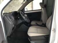 Chevrolet Tornado 2022 5p Van LS L4/1.5 Man 2022 Chevrolet Tornado Venta Interiores 16