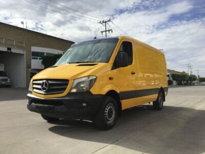 Mercedes-Benz Sprinter Cargo Van 2018 4p 315 Mediana L4/2.14/TDI Man A/A