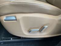 MG RX8 2022 5p Elegance L4/2.0/T Aut 2022 MG RX8 Venta Interiores 21