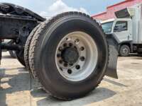 International 7600 SBA 6X4 Cummins- ISM-420 SBA 6X4 International 7600 Venta Llantas 9