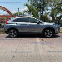 Mitsubishi Eclipse 2019 Cross GLX CVT 4cil 1.5 5pts IMG_4067