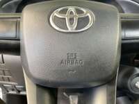 Toyota Hilux 2017 2p Cabina Sencilla L4/2.7 Man 2017 Toyota Hilux Venta Interiores 10