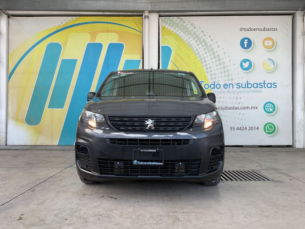 Peugeot Partner 2021 5p L4/1.6/T Diesel Man 2021 Peugeot Partner Venta Exteriores 2