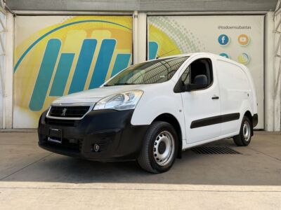 Peugeot Partner 2019 5p L4/1.6/T Diesel Man      