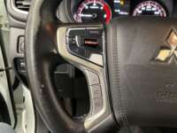 Mitsubishi L200 2023  2023 Mitsubishi L200 Venta Interiores 5