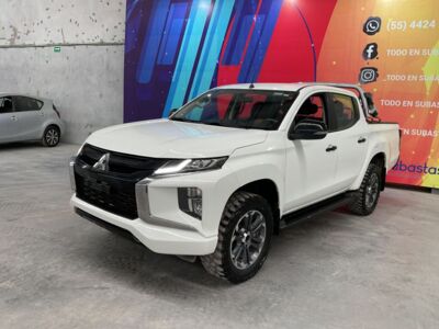 Mitsubishi L200 2023 