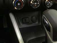 Chevrolet Onix 2024 4p Premier Redline L3/1.0/T Aut IMG_3405