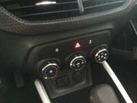 Chevrolet Onix 2024 4p Premier Redline L3/1.0/T Aut IMG_3404