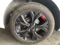 Chevrolet Onix 2024 4p Premier Redline L3/1.0/T Aut 2024 Chevrolet Onix Ingreso Llantas 3