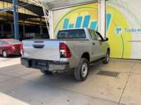 Toyota Hilux 2019 4p Doble Cabina Base L4/2.7 Man  2019 Toyota Hilux Venta Exteriores 5