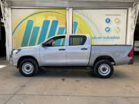 Toyota Hilux 2019 4p Doble Cabina Base L4/2.7 Man  2019 Toyota Hilux Venta Exteriores 8
