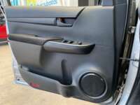 Toyota Hilux 2019 4p Doble Cabina Base L4/2.7 Man  2019 Toyota Hilux Venta Interiores 14