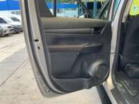 Toyota Hilux 2019 4p Doble Cabina Base L4/2.7 Man  2019 Toyota Hilux Venta Interiores 16