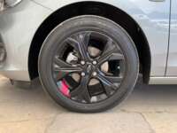 Chevrolet Onix 2023 4p Premier Redline L3/1.0/T Aut 2023 Chevrolet Onix Venta Llantas 1