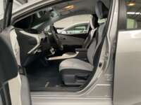 Toyota Prius 2017 5p Base Hibrido L4/1.8 Aut 2017 Toyota Prius Venta Interiores 16