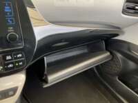 Toyota Prius 2017 5p Base Híbrido L4/1.8 Aut  2017 Toyota Prius Venta Interiores 19