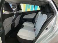 Toyota Prius 2017 5p Base Híbrido L4/1.8 Aut  2017 Toyota Prius Venta Interiores 23
