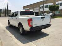 Nissan NP300 Doble Cabina 2020 4p SE L4/2.5 Man A/A Paq. Seg 2020 Nissan NP300 Doble Cabina Venta Exteriores 7