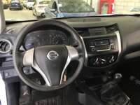 Nissan NP300 Doble Cabina 2020 4p SE L4/2.5 Man A/A Paq. Seg 2020 Nissan NP300 Doble Cabina Venta Interiores 1