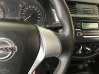 Nissan NP300 Doble Cabina 2020 4p SE L4/2.5 Man A/A Paq. Seg 2020 Nissan NP300 Doble Cabina Venta Interiores 7
