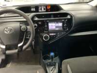 Toyota Prius 2020 5p C Híbrido L4/1.5 CVT 2020 Toyota Prius Venta Interiores 4