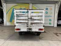 Nissan NP300 Estacas 2020 2p L4/2.5 Man 2020 Nissan NP300 Estacas Venta Exteriores 6