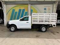 Nissan NP300 Estacas 2020 2p L4/2.5 Man 2020 Nissan NP300 Estacas Venta Exteriores 8