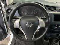 Nissan NP300 Estacas 2020 2p L4/2.5 Man 2020 Nissan NP300 Estacas Venta Interiores 1