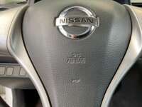 Nissan NP300 Estacas 2020 2p L4/2.5 Man 2020 Nissan NP300 Estacas Venta Interiores 10