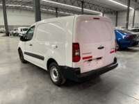 Peugeot Partner 2019 5p L4/1.6/T Diesel Man       2019 Peugeot Partner Venta Exteriores 7