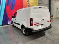 Peugeot Partner 2019 5p L4/1.6/T Diesel Man       2019 Peugeot Partner Venta Exteriores 5