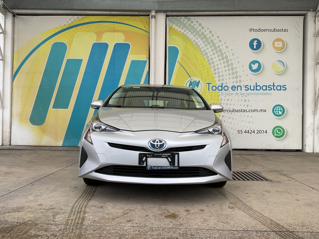 Toyota Prius 2017 5p Base Híbrido L4/1.8 Aut  2017 Toyota Prius Venta Exteriores 2