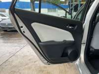 Toyota Prius 2017 5p Base Híbrido L4/1.8 Aut  2017 Toyota Prius Venta Interiores 22