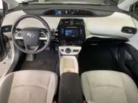 Toyota Prius 2017 5p Base Híbrido L4/1.8 Aut  2017 Toyota Prius Venta Interiores 4