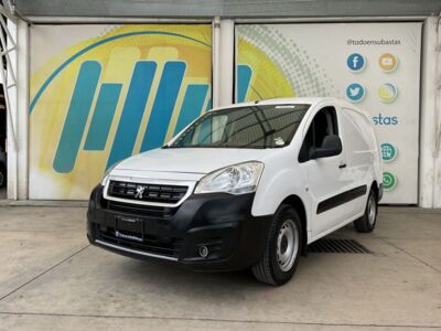 Peugeot Partner Maxi 2019 5p L4/1.6/T Diesel Man