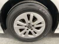 Toyota Prius 2017 5p Base Hibrido L4/1.8 Aut 2017 Toyota Prius Venta Llantas 1