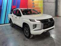 Mitsubishi L200 2023 4p GLS Doble Cabina L4/2.5/T Diesel Aut 4X4 2023 Mitsubishi L200 Venta Exteriores 3