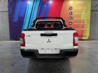 Mitsubishi L200 2023 4p GLS Doble Cabina L4/2.5/T Diesel Aut 4X4 2023 Mitsubishi L200 Venta Exteriores 6