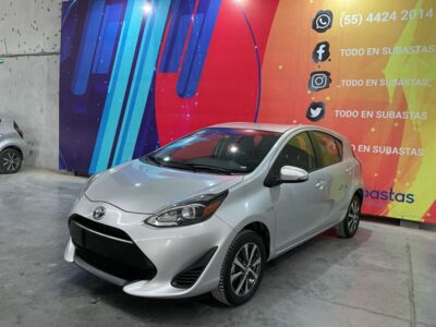 Toyota Prius 2019 5p C Hibrido L4/1.5/Aut