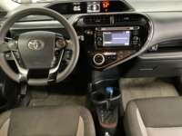 Toyota Prius 2019 5p C Hibrido L4/1.5/Aut 2019 Toyota Prius Venta Interiores 4