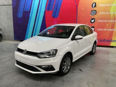 Volkswagen Vento 2021 4p Comfortline Plus L4/1.6 Tiptronic