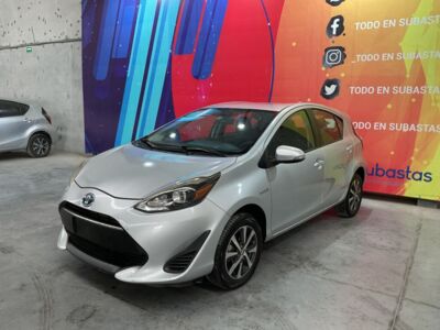 Toyota Prius 2019 5p Base CVT